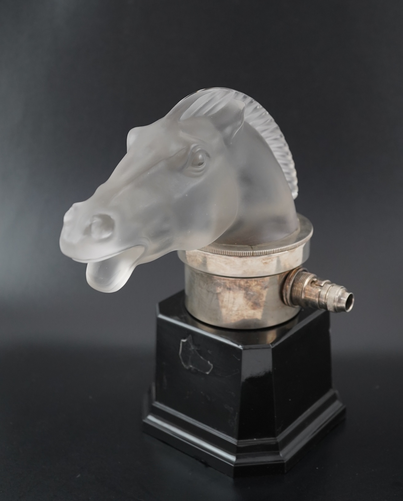 René Lalique: An 'Epsom' mascot